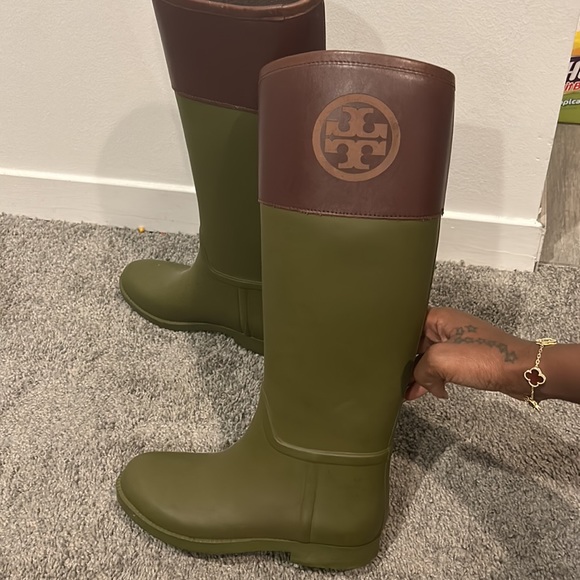 Tory Burch rain boots - Picture 4 of 4